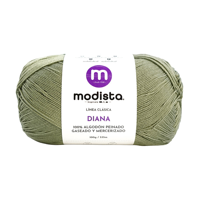Hilo para tejer Modista Diana 3 hebras, 100% algodón, color 910, muestra el hilo de algodón en la imagen.